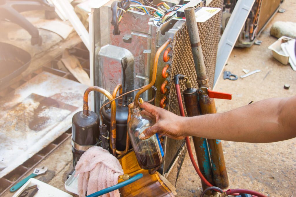 Air conditioner repair high quality photo about air conditioner - Trusted Los Angeles HVAC Service Econo Air HVAC Stay Cool Under Pressure: Handling AC Emergencies Like a Pro